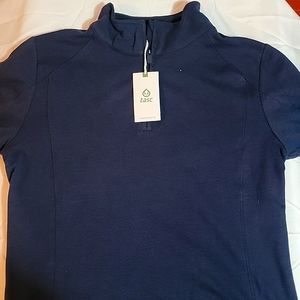 Pull over sweater
